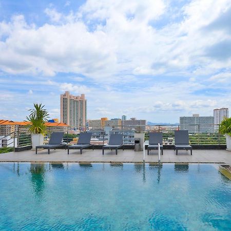 South Beach Pattaya Jomtien Beach Exterior photo